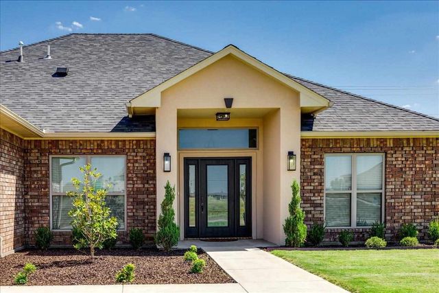 6510 SW Whispering Oak, Lawton, OK 73505