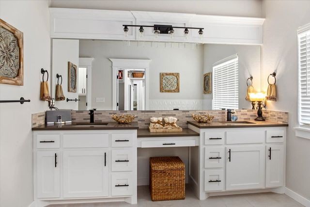 6510 SW Whispering Oak, Lawton, OK 73505