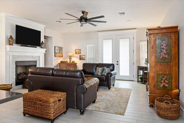 6510 SW Whispering Oak, Lawton, OK 73505