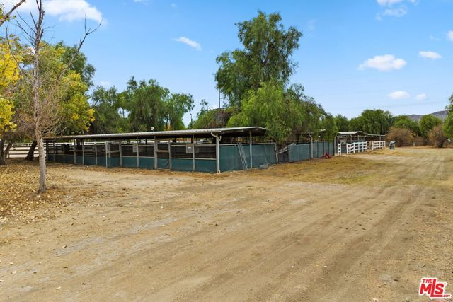 805 N Sanderson Avenue, San Jacinto, CA 92582