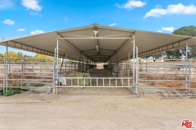 805 N Sanderson Avenue, San Jacinto, CA 92582