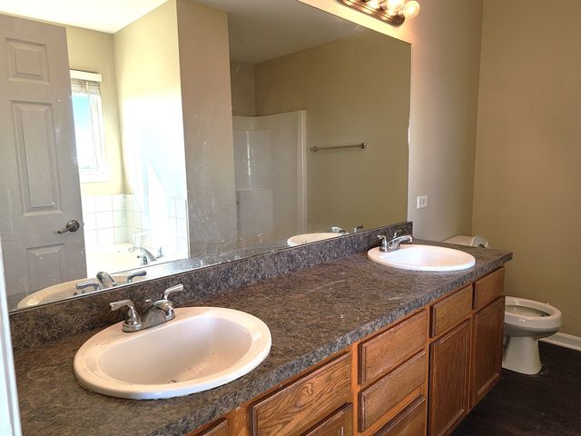 1306 RIVERHAVEN Trail, Joliet, IL 60431