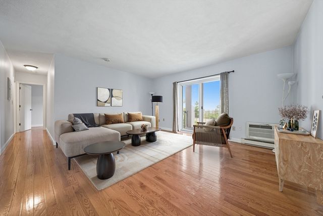 808 Willard St F11, Quincy, MA 02169