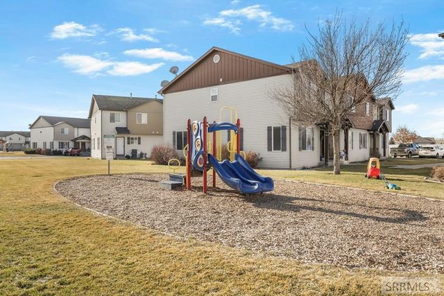 477 Countryside Avenue, Rexburg, ID 83440