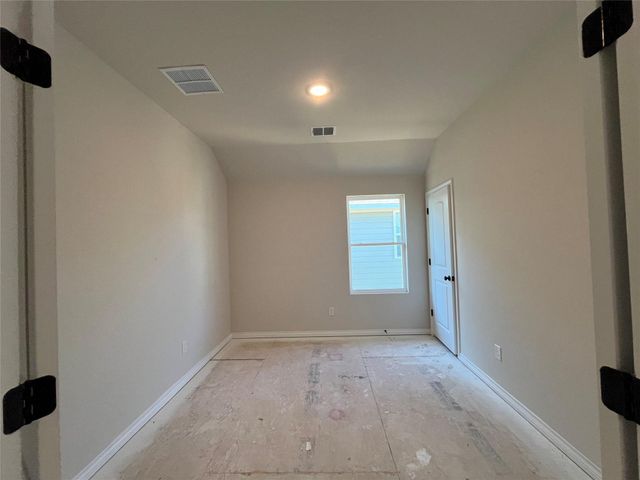 116 Clover BND, Liberty Hill, TX 78642