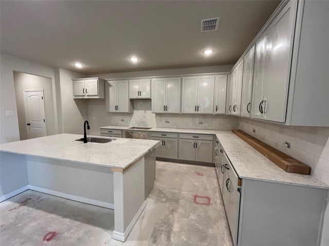 116 Clover BND, Liberty Hill, TX 78642