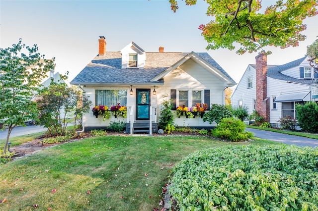 234 Pemberton Road, Irondequoit, NY 14622