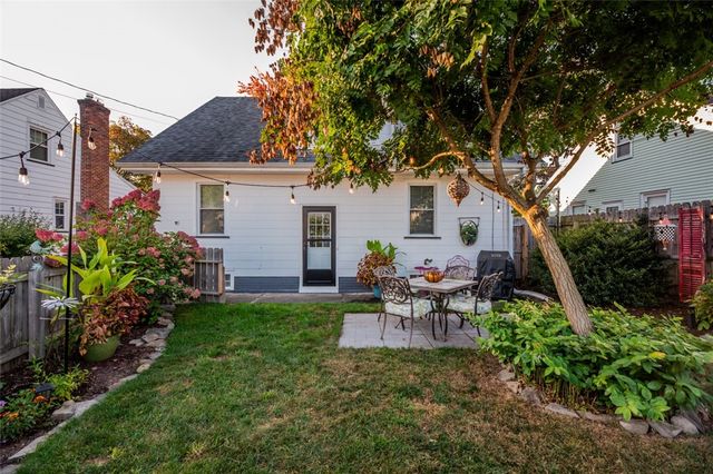 234 Pemberton Road, Irondequoit, NY 14622