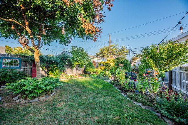 234 Pemberton Road, Irondequoit, NY 14622