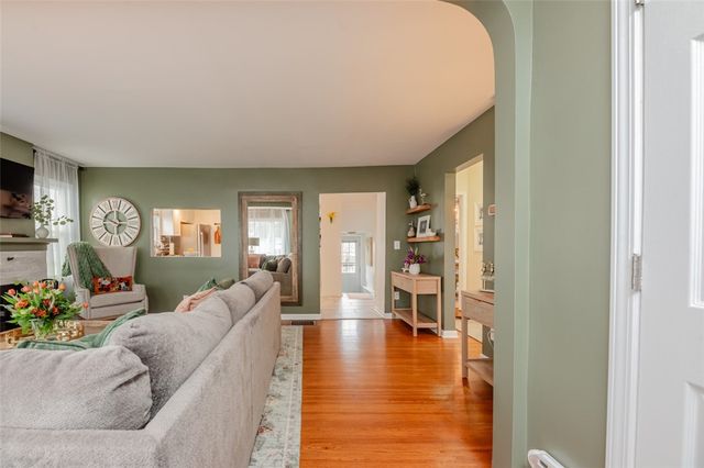 234 Pemberton Road, Irondequoit, NY 14622