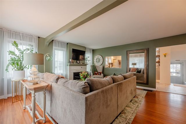 234 Pemberton Road, Irondequoit, NY 14622