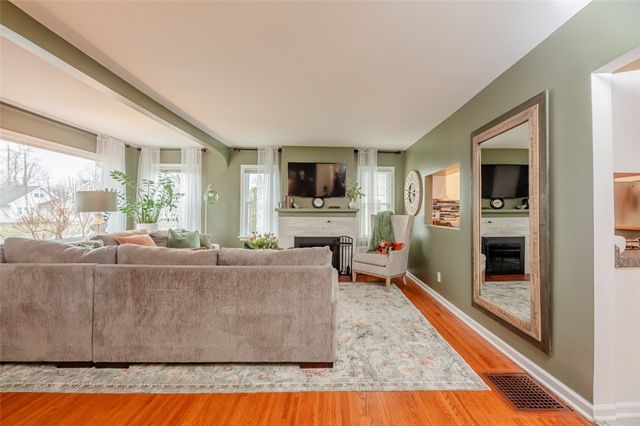 234 Pemberton Road, Irondequoit, NY 14622