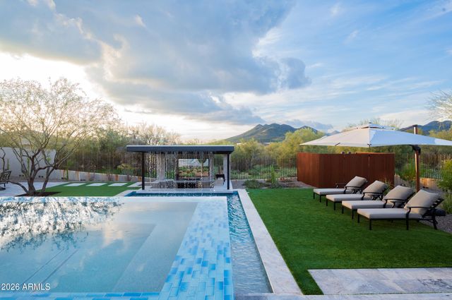 35584 N ROLLING CREEK Drive, Cave Creek, AZ 85331