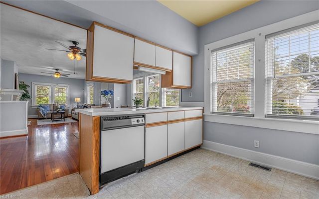 1567 Fleetwood AVE, Norfolk, VA 23502