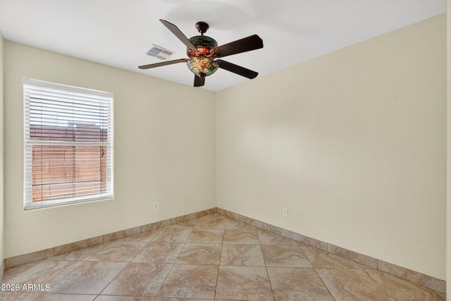 1111 E PALOMINO Way, San Tan Valley, AZ 85143