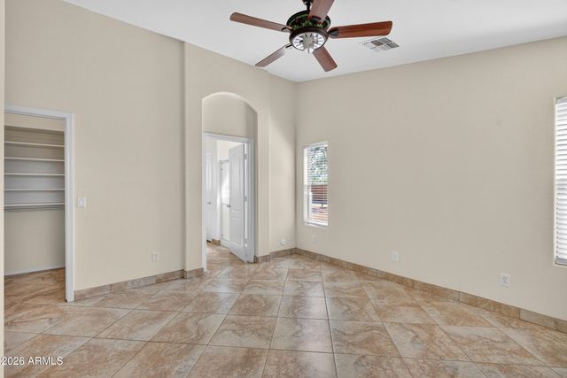 1111 E PALOMINO Way, San Tan Valley, AZ 85143