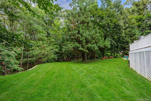 5 Buena Vista Road, Port Jefferson, NY 11777