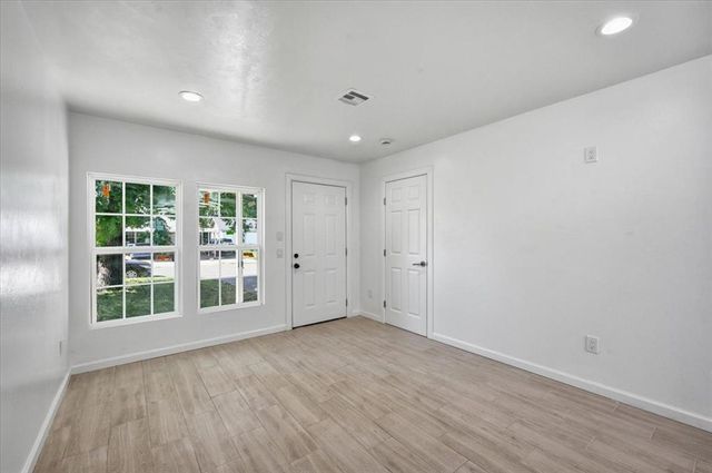 2901 SW SW 39th Terrace, Oklahoma City, OK 73119