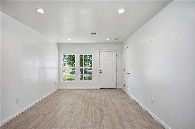 2901 SW SW 39th Terrace, Oklahoma City, OK 73119