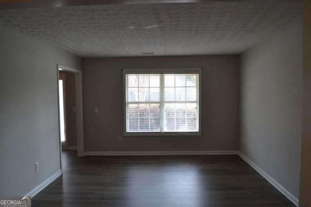 3040 Battlement Circle, Loganville, GA 30052