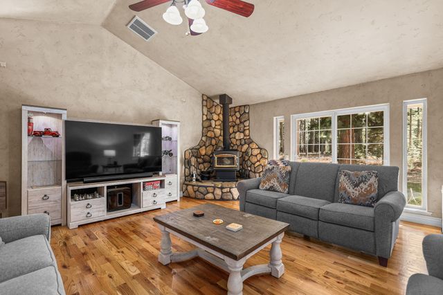 32833 California 44, Shingletown, CA 96088