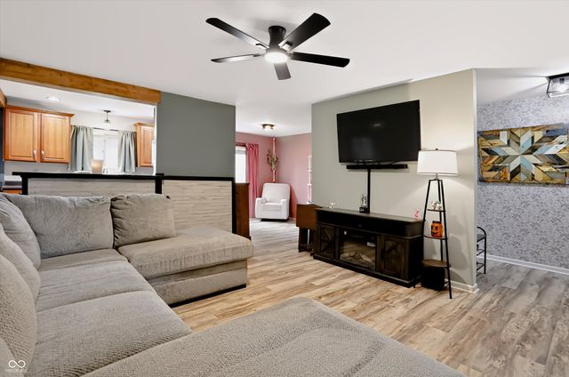 166 Altum Court, Bargersville, IN 46106