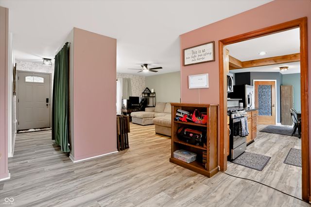 166 Altum Court, Bargersville, IN 46106