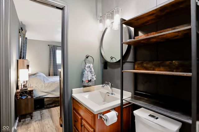 166 Altum Court, Bargersville, IN 46106