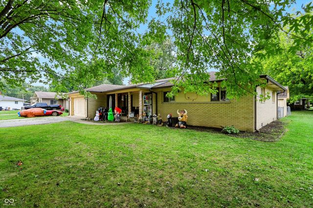 166 Altum Court, Bargersville, IN 46106