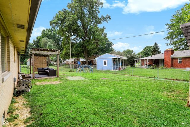 166 Altum Court, Bargersville, IN 46106