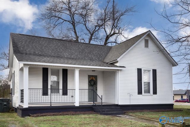 221 Beirne Avenue NW, Huntsville, AL 35801