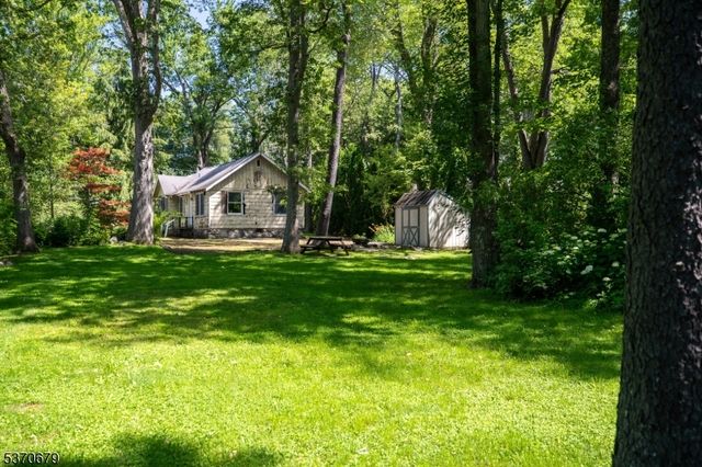 174 Highland Lakes Rd, Vernon Twp., NJ 07422