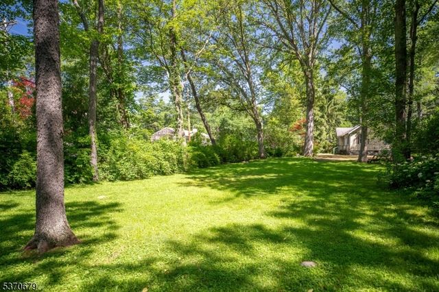 174 Highland Lakes Rd, Vernon Twp., NJ 07422