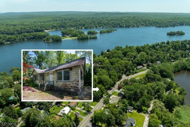 174 Highland Lakes Rd, Vernon Twp., NJ 07422