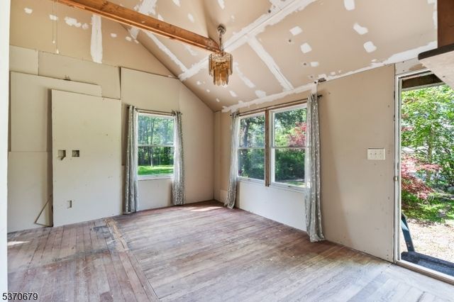 174 Highland Lakes Rd, Vernon Twp., NJ 07422