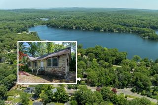 174 Highland Lakes Rd, Vernon Twp., NJ 07422
