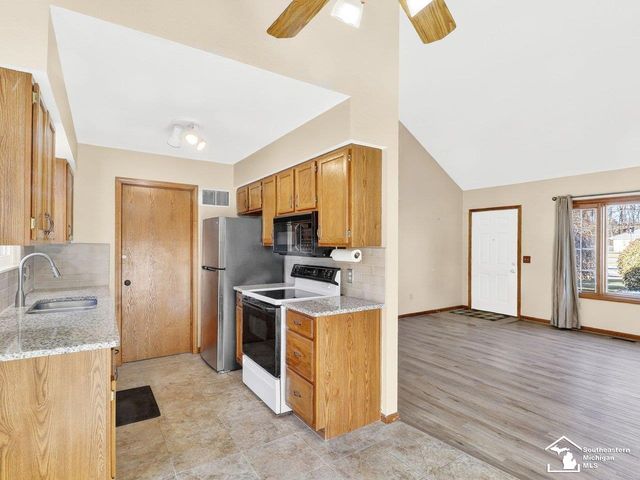 7010 Douglas Road, Bedford Twp, MI 48144