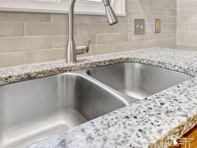 7010 Douglas Road, Bedford Twp, MI 48144