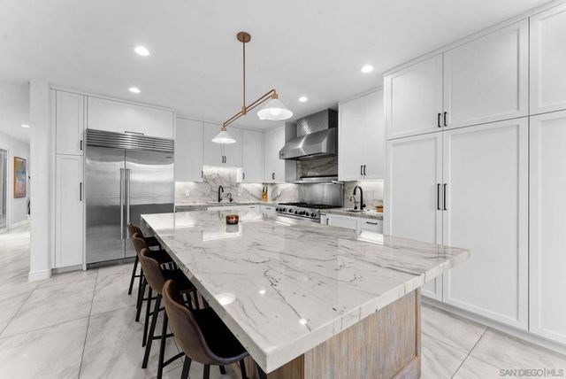 1550 Morenci St, San Diego, CA 92110