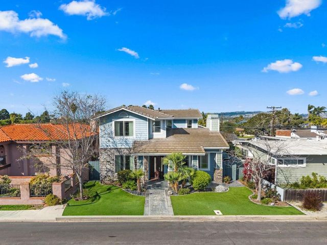 1550 Morenci St, San Diego, CA 92110