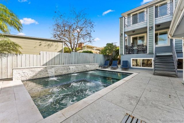 1550 Morenci St, San Diego, CA 92110