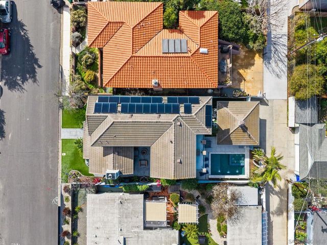 1550 Morenci St, San Diego, CA 92110