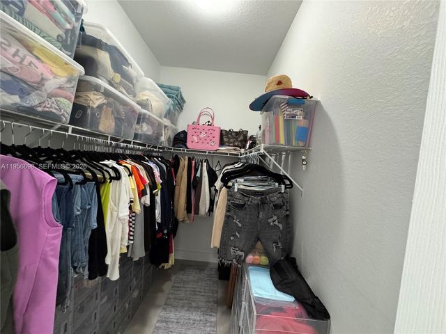 885 NE 3rd Ave, Homestead, FL 33030