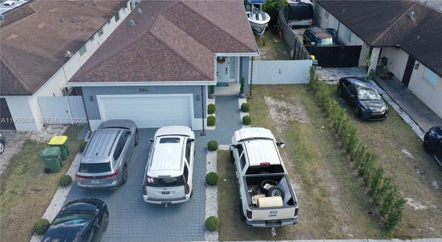 885 NE 3rd Ave, Homestead, FL 33030