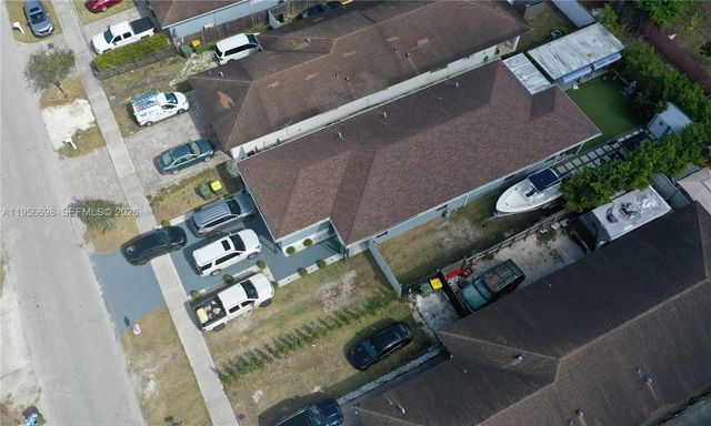 885 NE 3rd Ave, Homestead, FL 33030