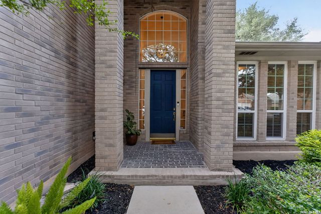 3035 Fall Mist Dr, San Antonio, TX 78247
