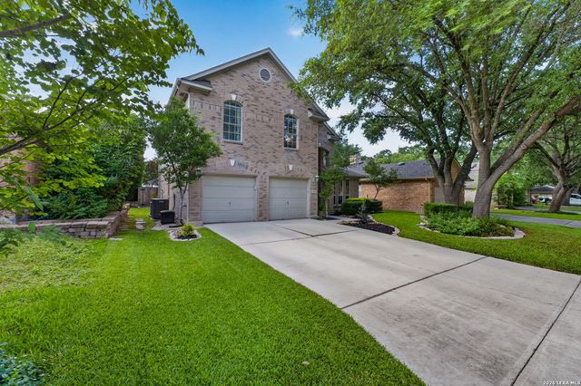 3035 Fall Mist Dr, San Antonio, TX 78247