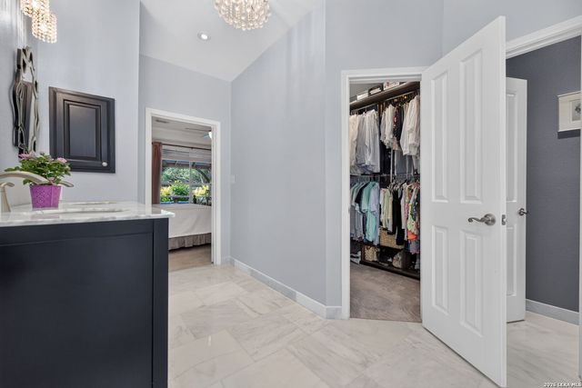 3035 Fall Mist Dr, San Antonio, TX 78247