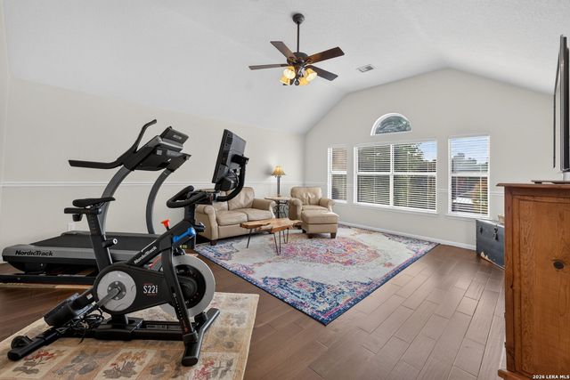 3035 Fall Mist Dr, San Antonio, TX 78247