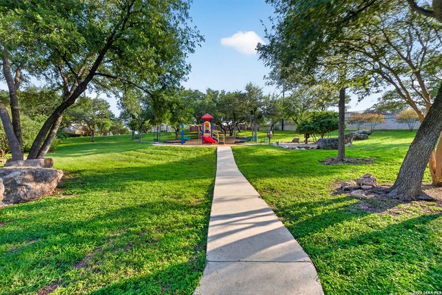 3035 Fall Mist Dr, San Antonio, TX 78247